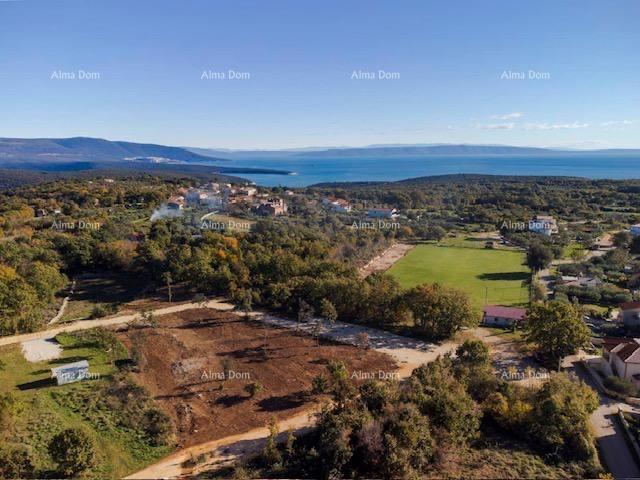 Građevinsko zemljište Građevinsko zemljište u lijepom mjestu, u blizini plaža i mora, Krnica!
