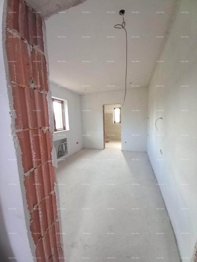 Kuća Kuća s bazenom i pogledom na more, Kaštelir