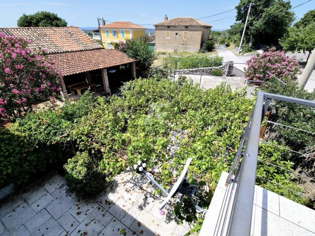 Vrbnik, okolica, dvojna kuća sa pogledom na more! ID 623