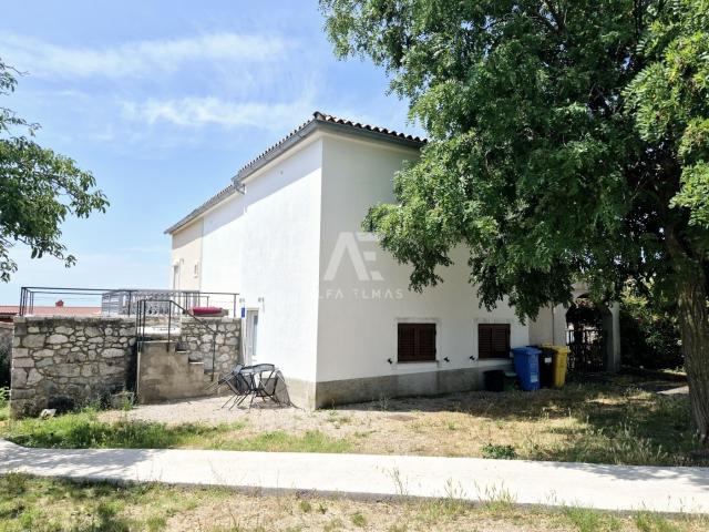 Vrbnik, okolica, dvojna kuća sa pogledom na more! ID 623
