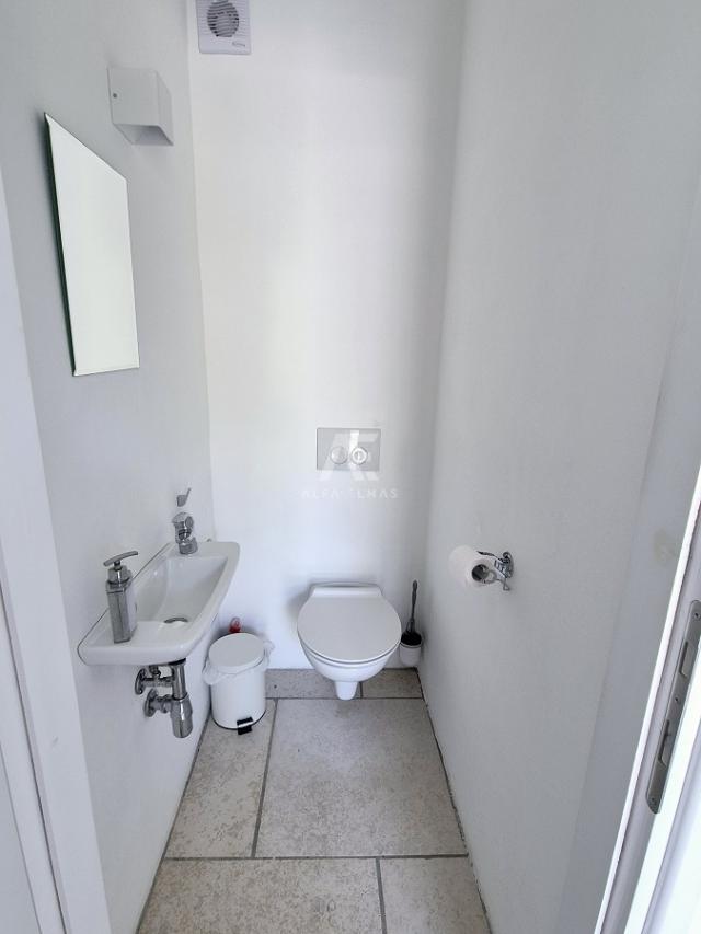 Vrbnik, okolica, dvojna kuća sa pogledom na more! ID 623