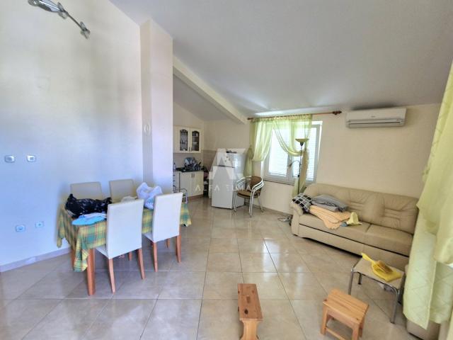 Soline Bay, Apartment Just Second Row from the Sea! ID 631