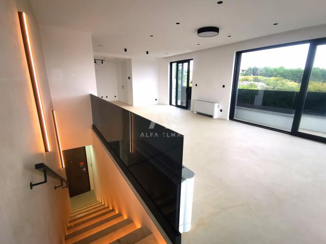Krk, luxurious penthouse with pool and beautiful sea view!! ID 319