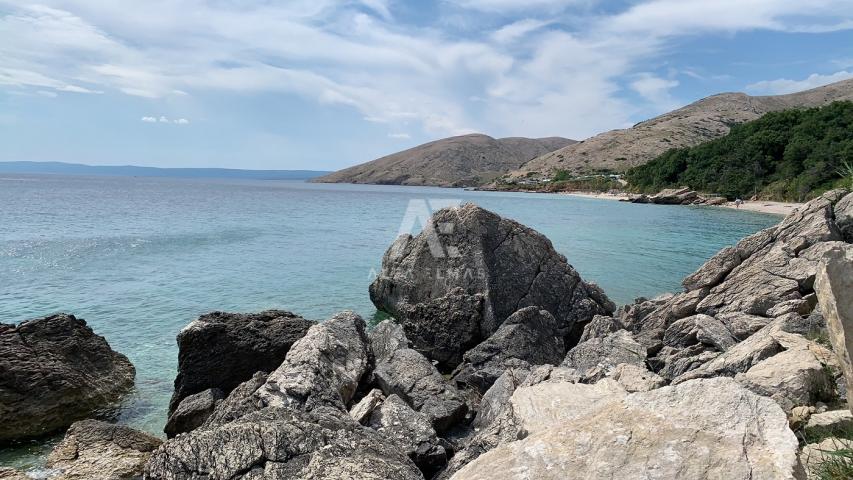 Stara Baška, građevinsko zemljište prvi red do mora! ID 517 