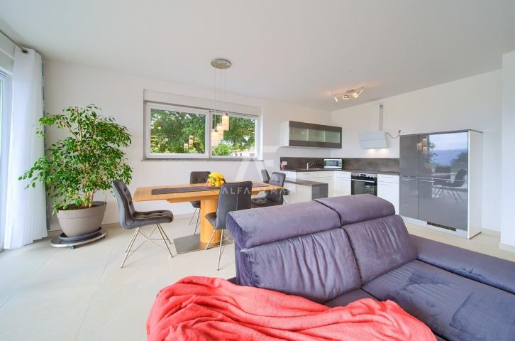 Krk, surroundings, sale of a modern house with four apartments and a swimming pool! ID 568