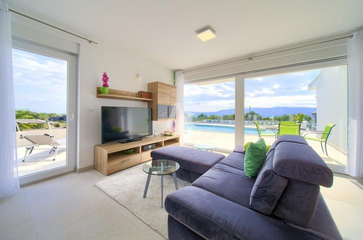 Beautiful apartment on Krk with a pool and terrace ID 569