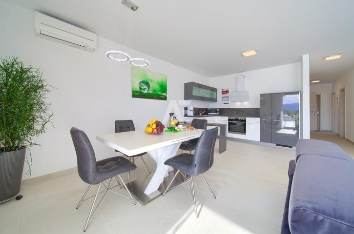 Beautiful apartment on Krk with a pool and terrace ID 569