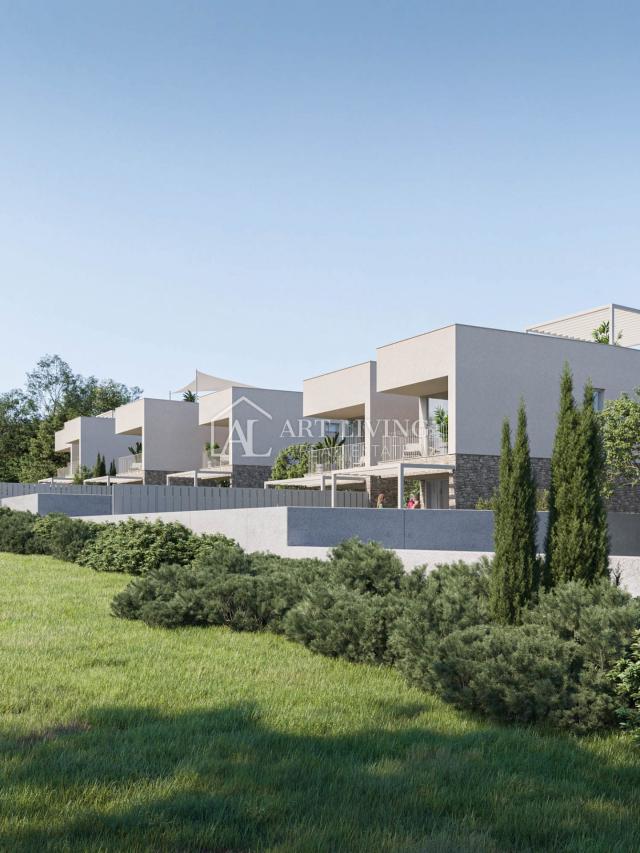 ISTRIEN, NOVIGRAD - UMGEBUNG - Luxuriöses Apartment mit drei Schlafzimmern in TOP-Lage, nur 300 m vo