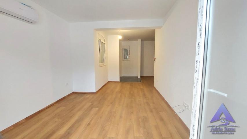 Prodaja, Stan, 47m2 , Budva