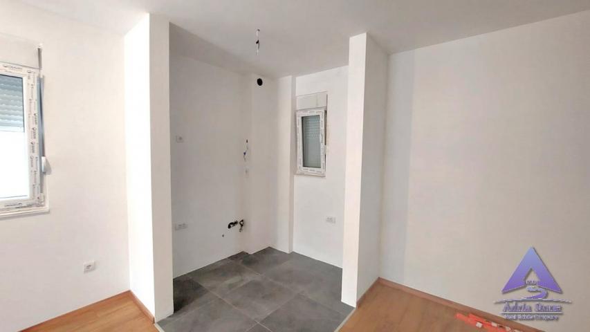 Prodaja, Stan, 47m2 , Budva