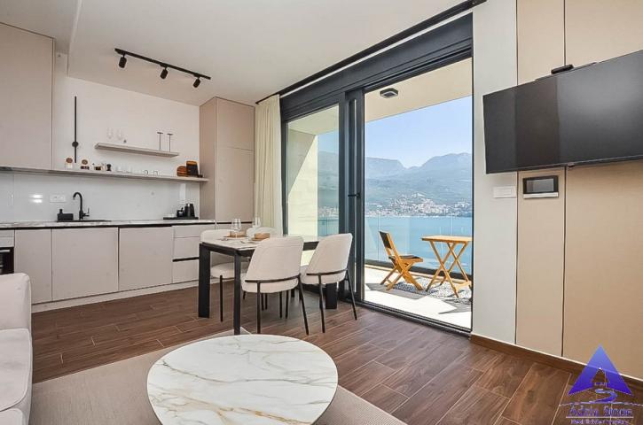 Prodaja, Stan, 57m2 , Herceg Novi