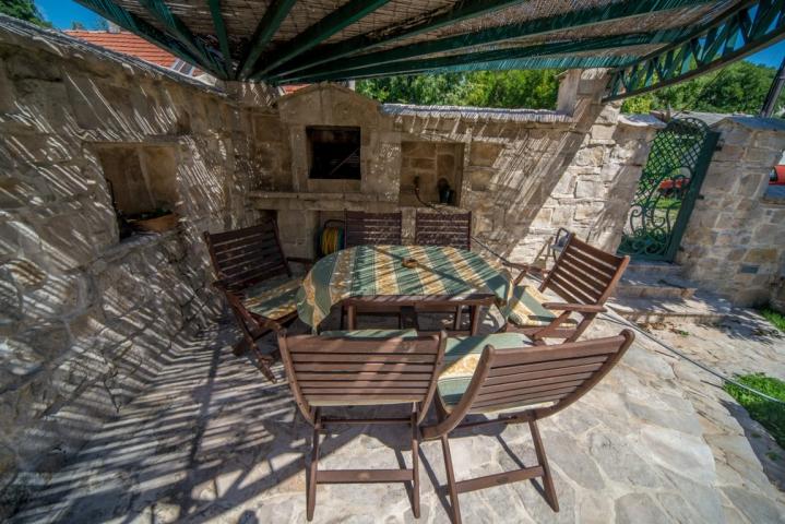 Prodaja, Kuća, 169m2 , Cetinje