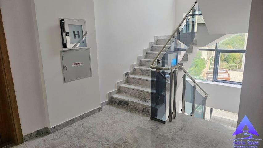 Prodaja, Stan, 64m2 , BECICI