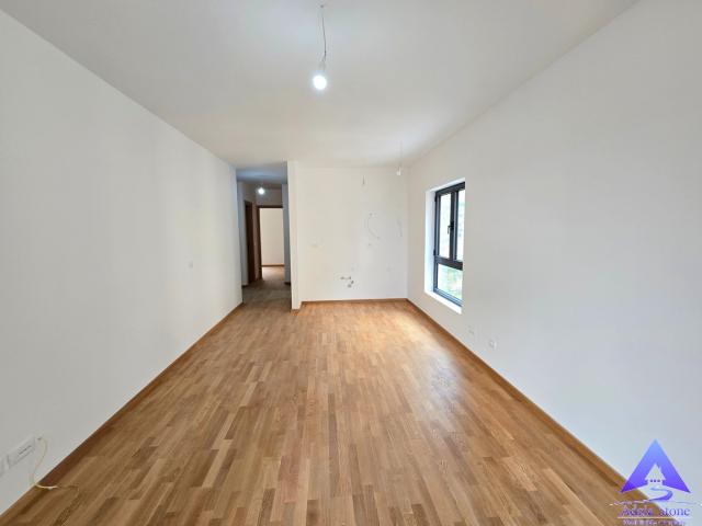 Prodaja, Stan, 64m2 , BECICI