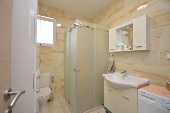 Prodaja, Stan, 84m2 , Tivat