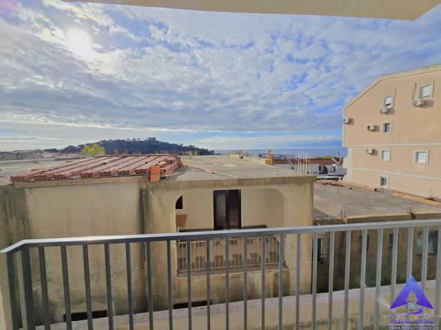 Prodaja, Stan, 54m2 , PETROVAC