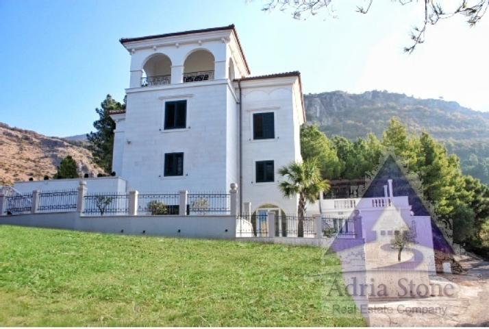 Prodaja, Kuća, 805m2 , SVETI STEFAN