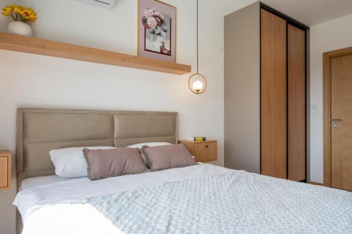 Prodaja, Kuća, 150m2 , BECICI