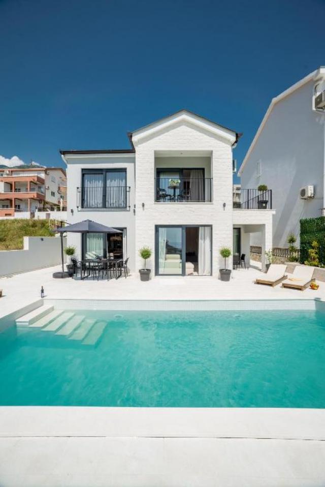 Prodaja, Kuća, 150m2 , BECICI