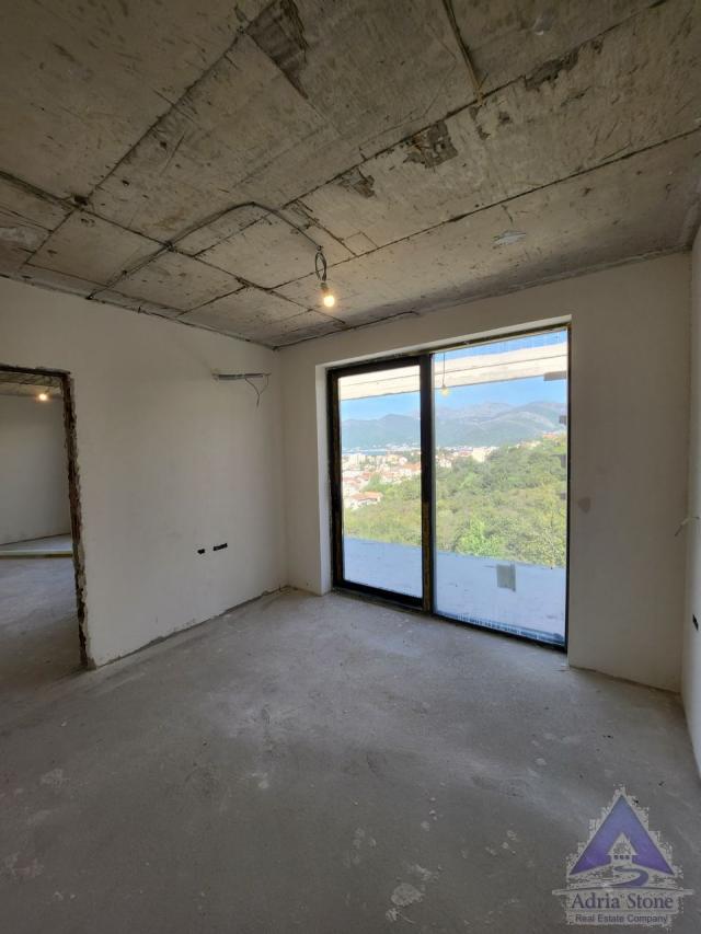 Prodaja, Kuća, 230m2 , Kalimanj
