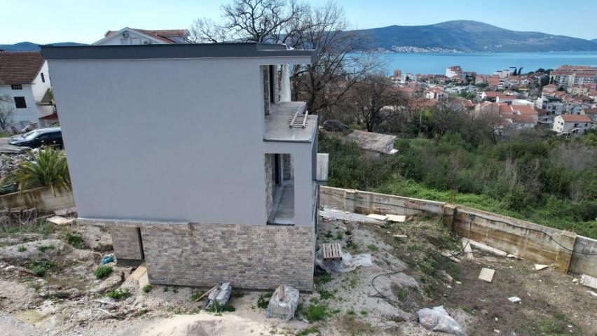 Prodaja, Kuća, 230m2 , Kalimanj