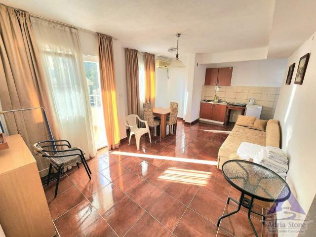 Prodaja, Hotel, 993m2 , BECICI