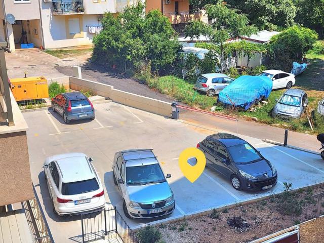 Izdavanje, Stan, 43m2 , Podkošljun