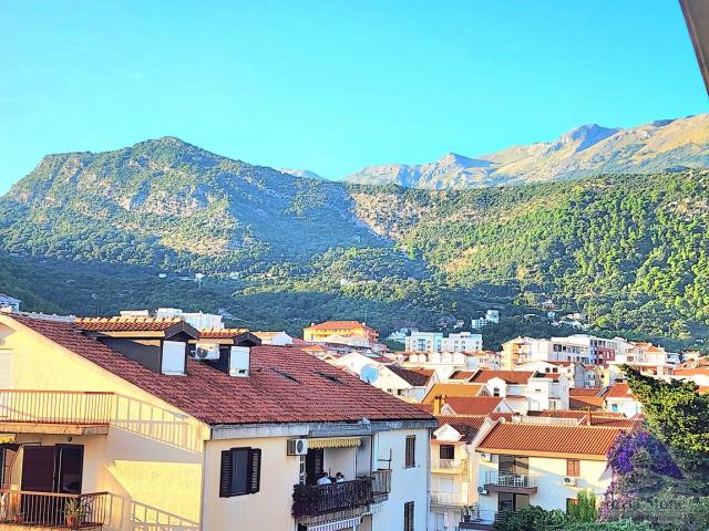 Izdavanje, Stan, 49m2 , Budva