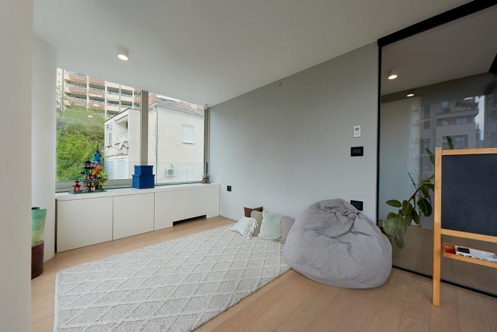 Prodaja, Stan, 100m2 , Budva