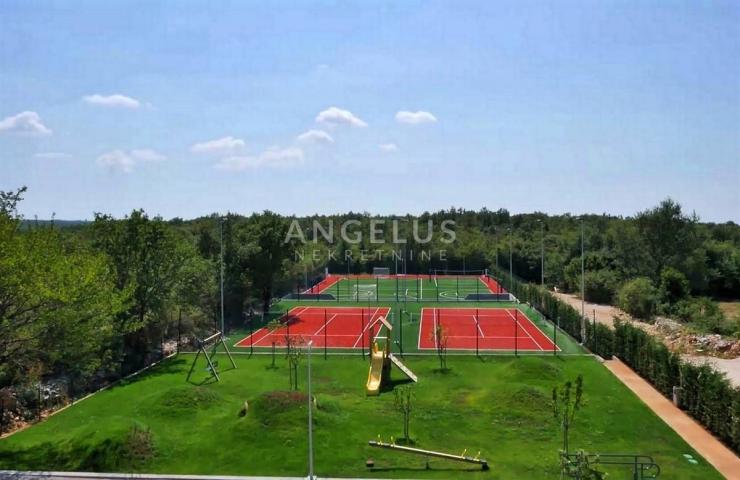 Kroatiren, Istria - Luxusvilla mit Pool und Sportplätzen, 372 m2