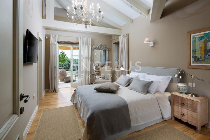 Kroatiren, Istria - Luxusvilla mit Pool und Sportplätzen, 372 m2