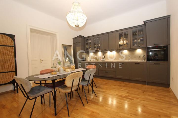 Zagreb, Centar - novouređen građanski stan 117m2 s balkonom