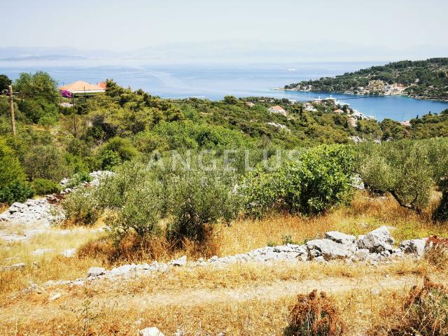 Croatia, Solta - building plot with open sea view, 2085 m2
