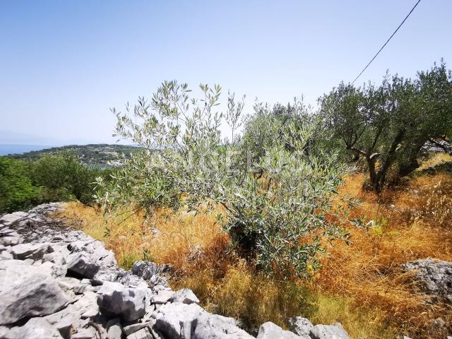 Croatia, Solta - building plot with open sea view, 2085 m2