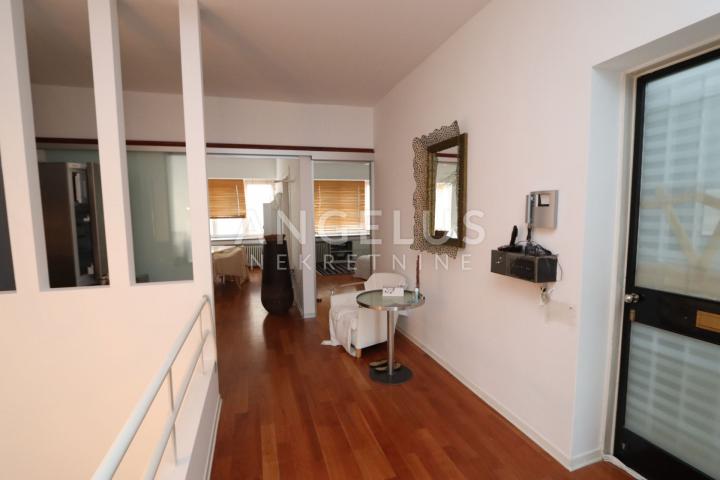 Zagreb - Martićeva  180 m2 sa 2 park. mjesta tramvaj zona