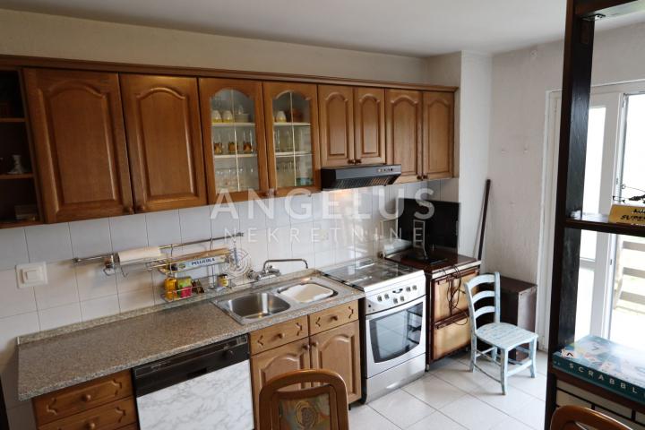 Istra, Pazin - dvojna kuća sa predivnim pogledom, 208m2, Prodaja!