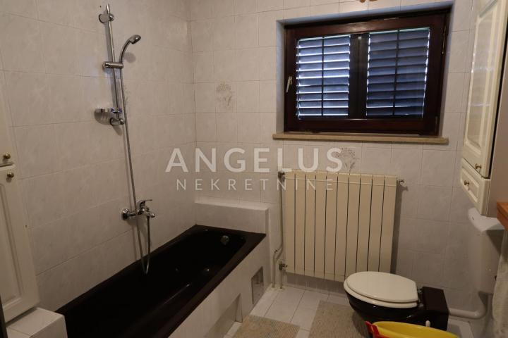Istra, Pazin - dvojna kuća sa predivnim pogledom, 208m2, Prodaja!