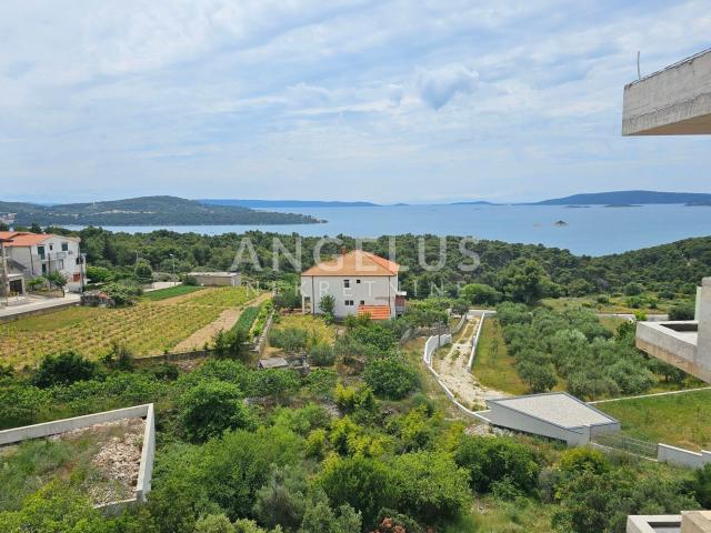 Kroatien, Trogir, Seget - neu gebaute Wohnung mit Meerblick, 106.56 m2