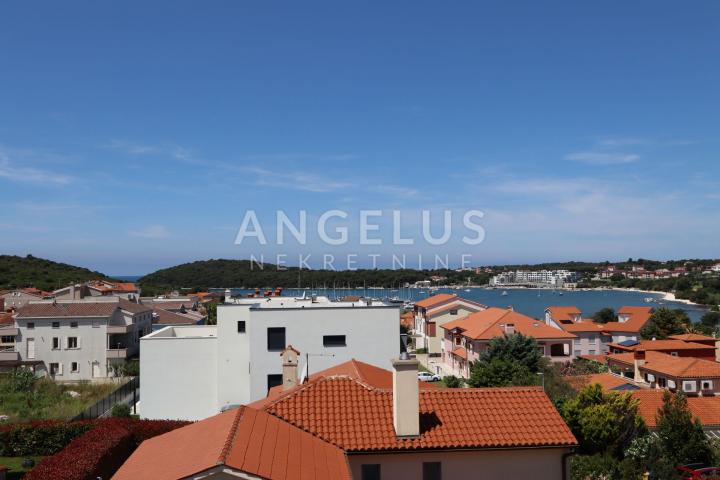 Istra, Volme - penthouse 100m2 s pogledom na more