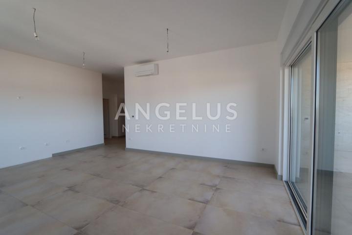 Istra, Volme - penthouse 100m2 s pogledom na more