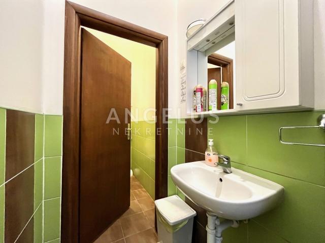 Požega - ured 100m2 sa skladištem 200m2