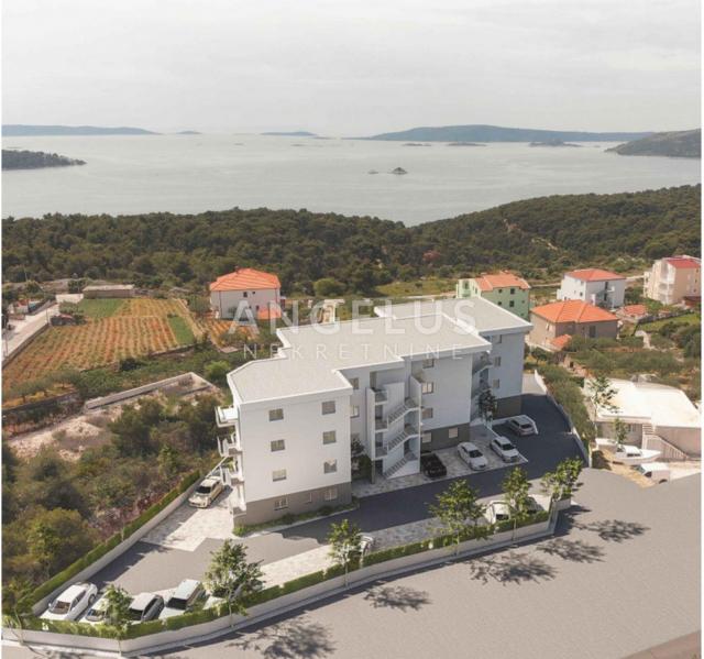 Trogir, Seget - stan u NOVOGRADNJI sa pogledom na more, 108.20 m2