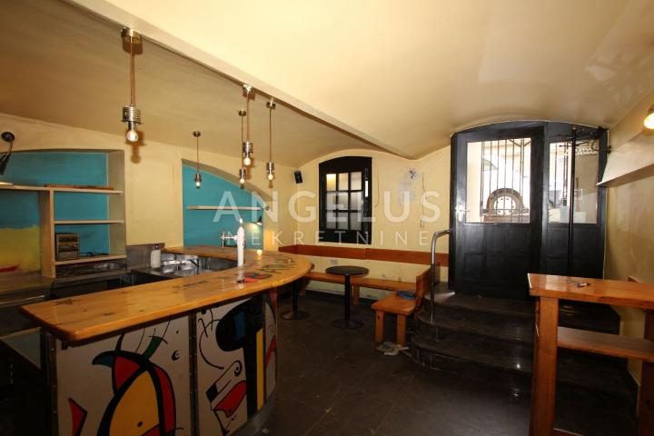 Zagreb - Donji grad  Caffe Bar 45m2  