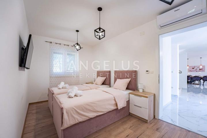 Krk, Dobrinj - Luksuzna vila s bazenom 300m2