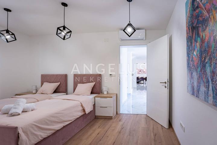 Krk, Dobrinj - Luksuzna vila s bazenom 300m2
