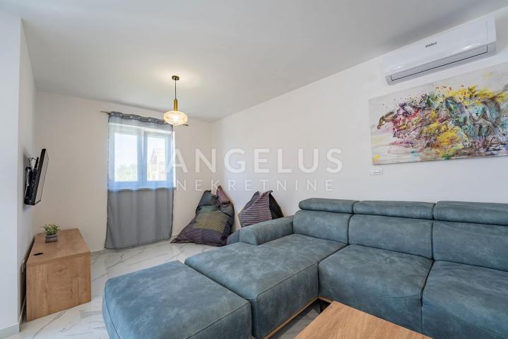 Krk, Dobrinj - Luksuzna vila s bazenom 300m2