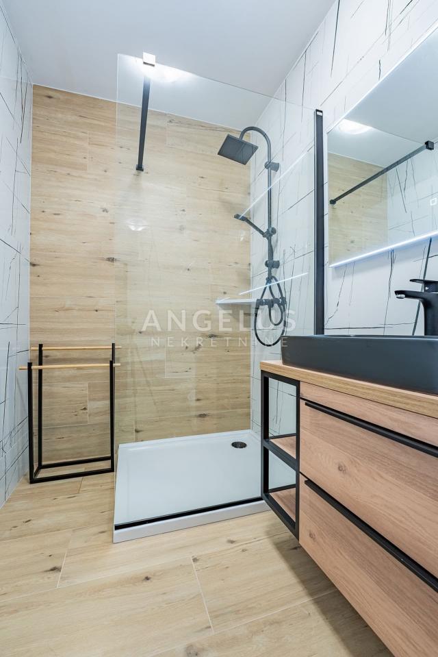 Krk, Dobrinj - Luksuzna vila s bazenom 300m2