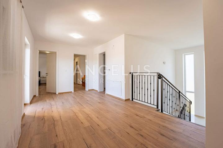 Krk, Dobrinj - Luksuzna vila s bazenom 300m2