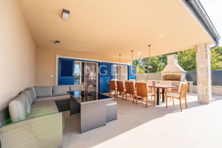 Krk, Dobrinj - Luksuzna vila s bazenom 300m2
