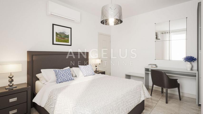Brac, Milna – Wohnung mit Meerblick, Pool und Parkplatz, ZU VERKAUFEN